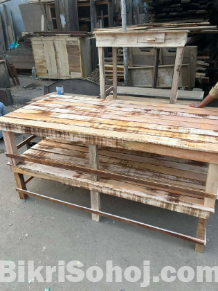 দোকানের জন্য চৌকি